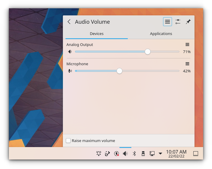 kde system tray area   KDE против GNOME: что лучше для рабочего стола Linux?